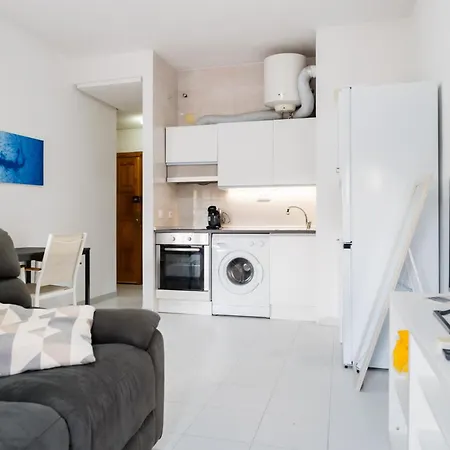 A 2 Minutos De La Alameda Apartment *
