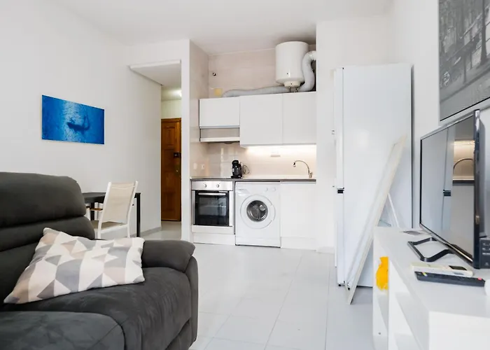 A 2 Minutos De La Alameda Apartamento *
